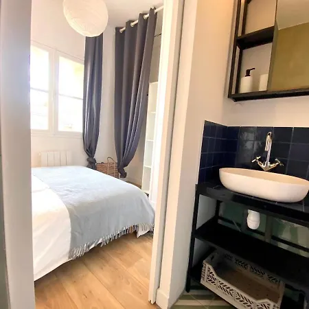 St Michel Les Quais *